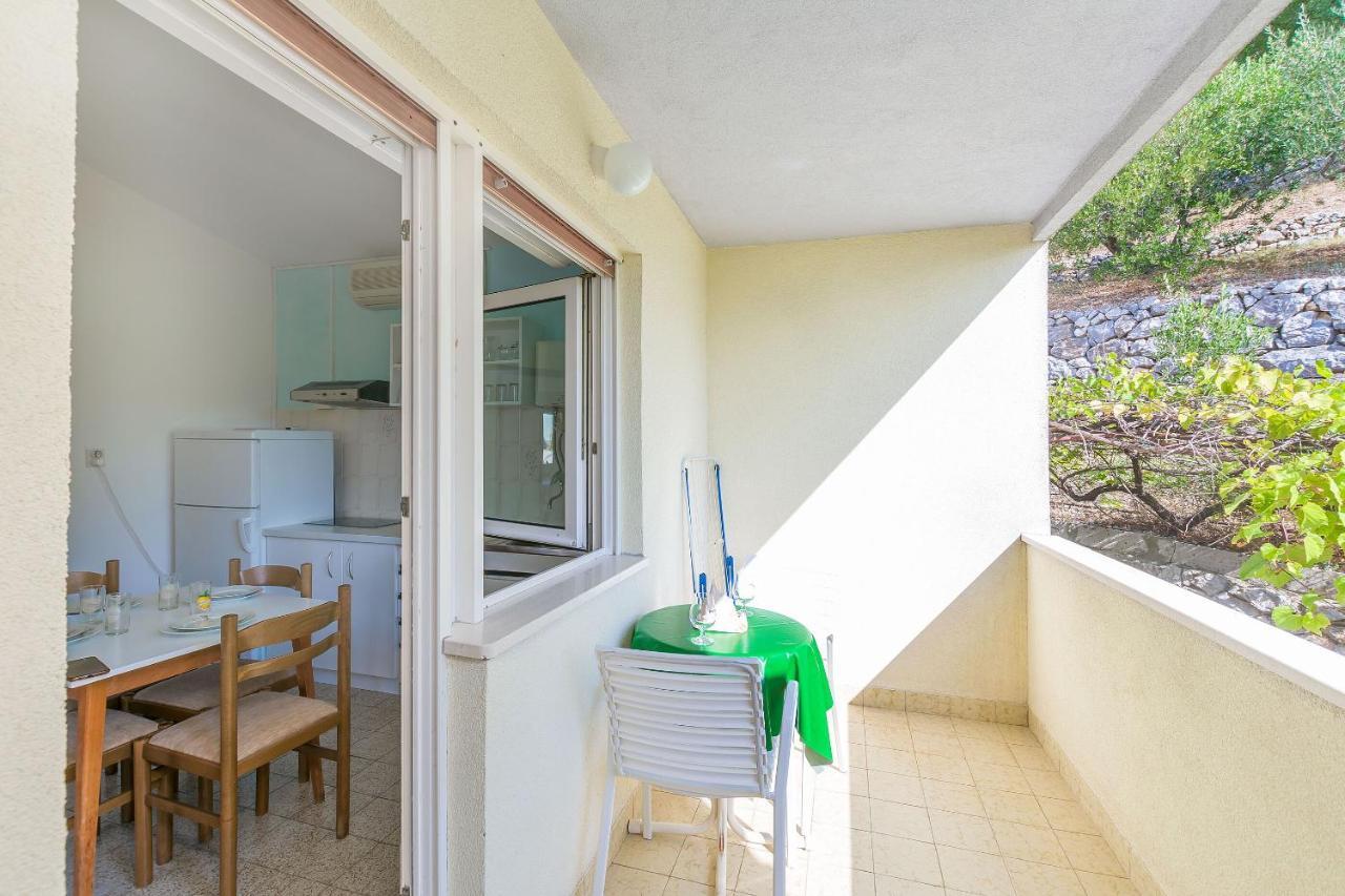 Apartments Marija Duće Extérieur photo